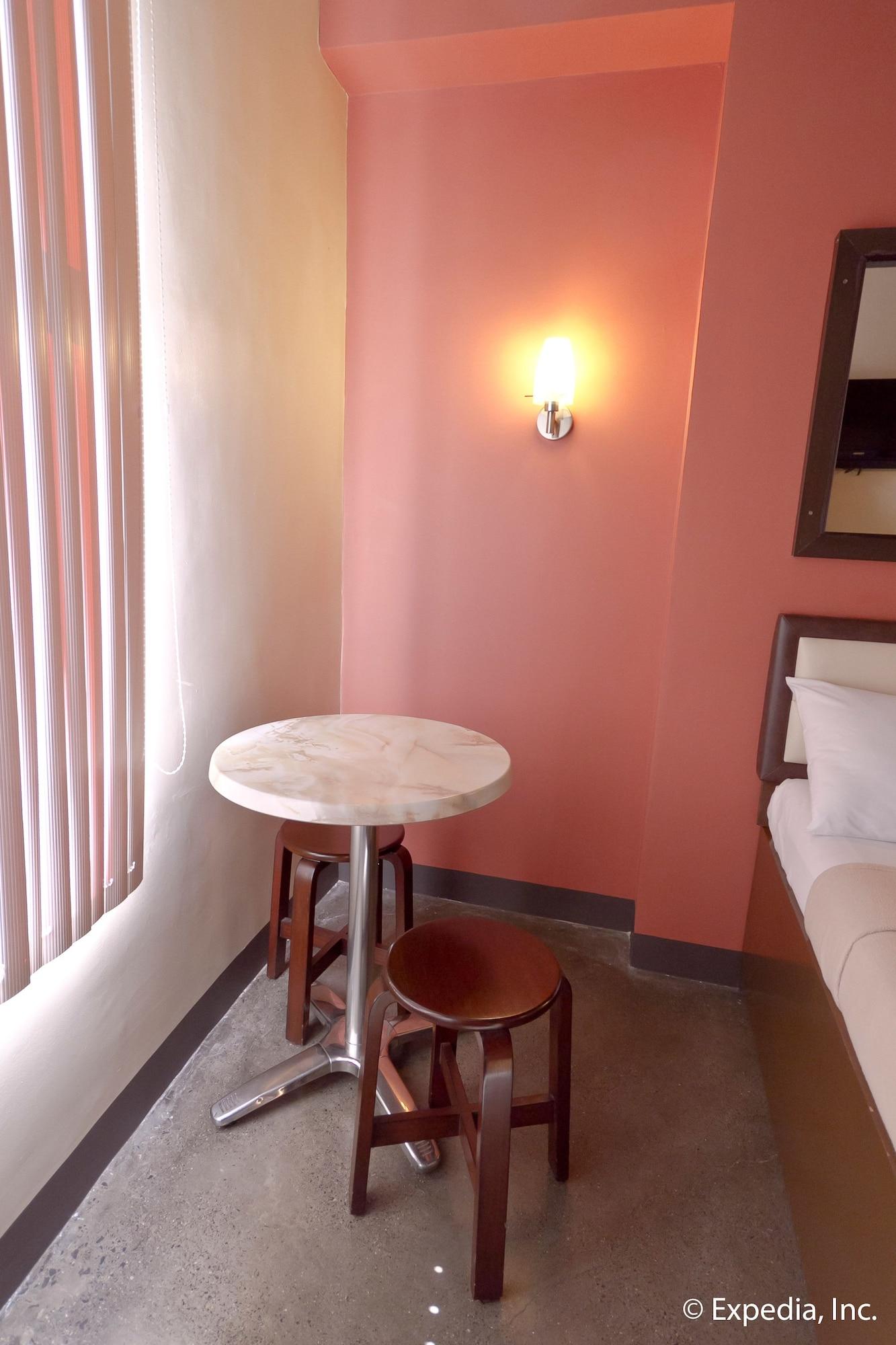 Express Inn Mactan Мактан Экстерьер фото