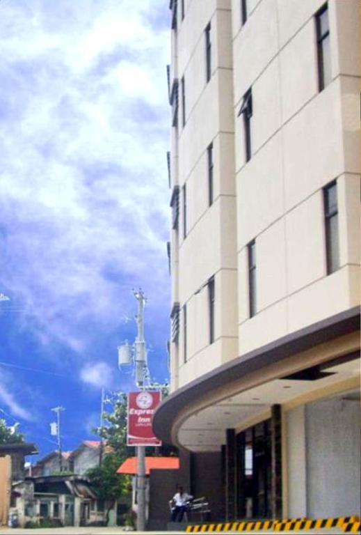 Express Inn Mactan Мактан Экстерьер фото